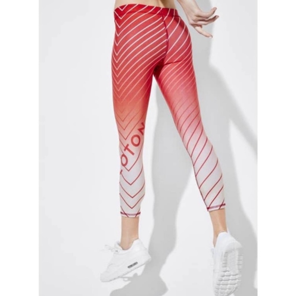 Peloton x Terez Lightning Legging Chevron Striped Red White Ombre Size XL